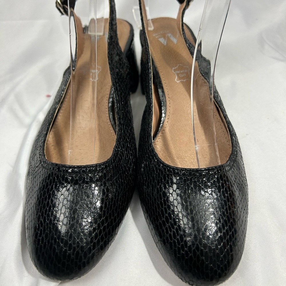 Vanessa Wu (Anthropologie)Snakeskin Slingback block heel Sz 6.5 (Eu37)